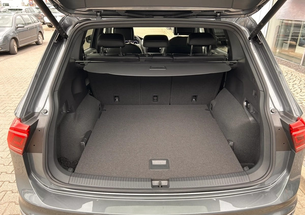 Volkswagen Tiguan Allspace cena 246980 przebieg: 5, rok produkcji 2024 z Środa Wielkopolska małe 56